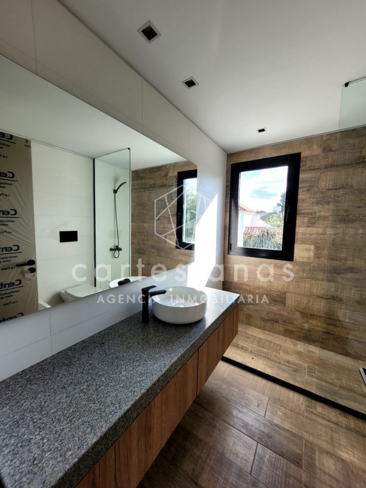 ALQUILER CASA EN HOUSING MAREMMA B° LA CAROLINA - CATEGORIA