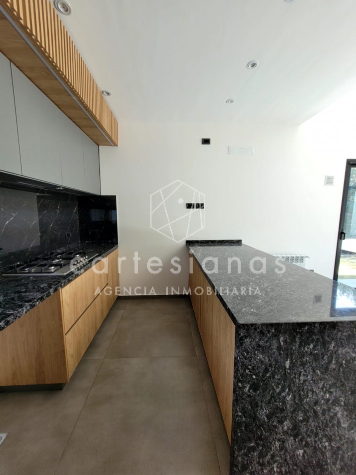 LAS CAÑITAS BARRIO PRIVADO CASA A ESTRENAR!!