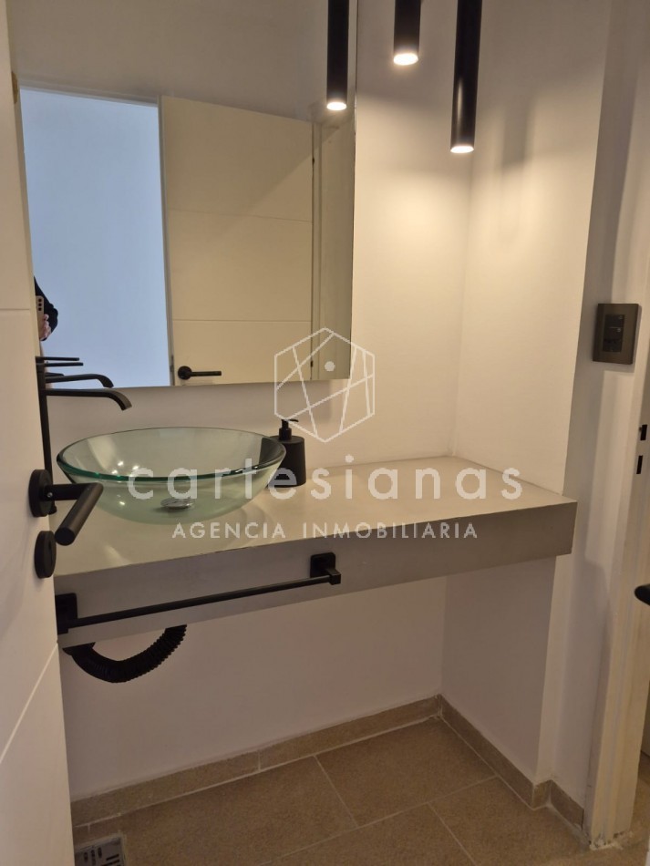 LA CUESTA VILLA RESIDENCIAL. EN VENTA CASA DE 3 DORMITORIOS. 