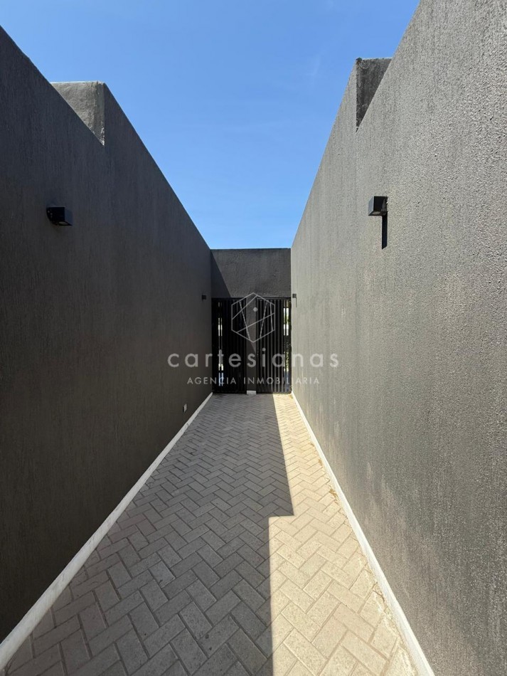 VILLA WARCALDE CASA EN UNA SOLA PLANTA DE 3 DORM EN HOUSING DE CATEGORIA