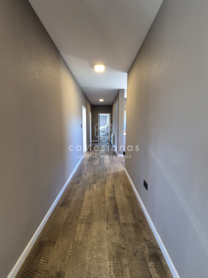 CINCO LOMAS. ALQUILER AMOBLADO ANUAL. CASA DE 3 DORM/ESCRIT/GYM/PILETA