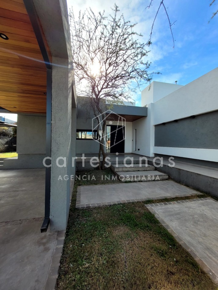 LAS CAÑITAS BARRIO PRIVADO CASA A ESTRENAR!!