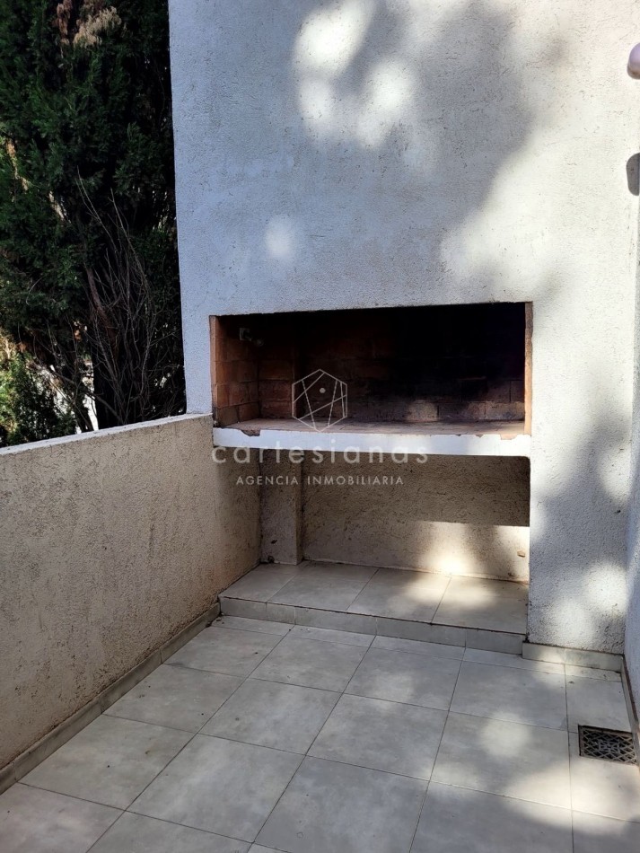 DEPTO ESTILO DUPLEX DE 2 DORM SOBRE CALLE FRANCISCO LAPRIDA | OBSERVATORIO