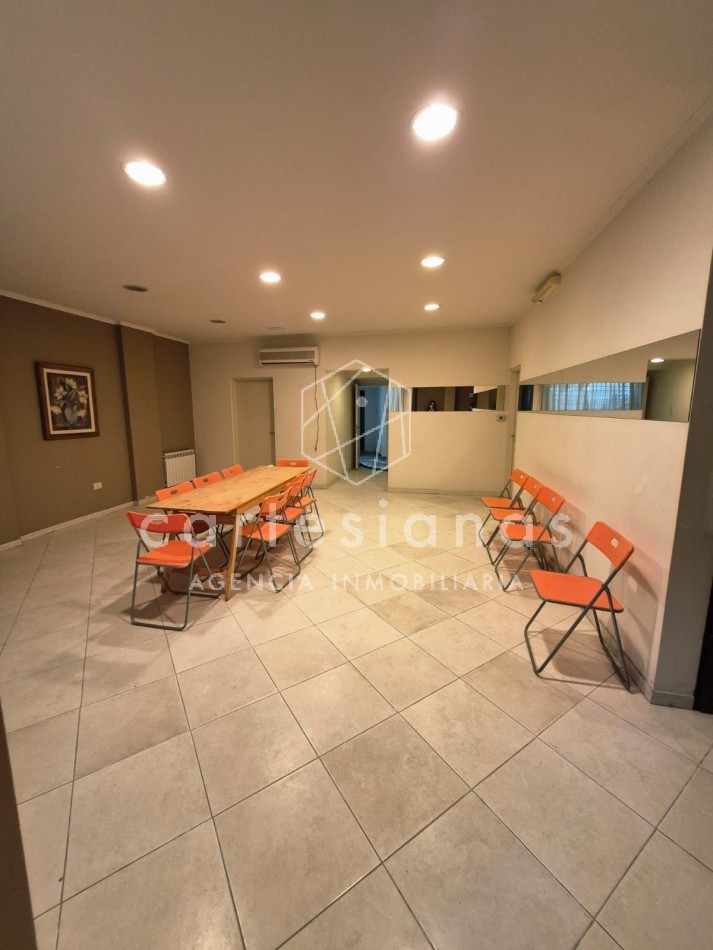 VILLA CARLOS PAZ. CENTRO. DEPTO 2 DORM/2 BAÑOS/COCH. AMENITIES. ESCRITURA/PLANOS.