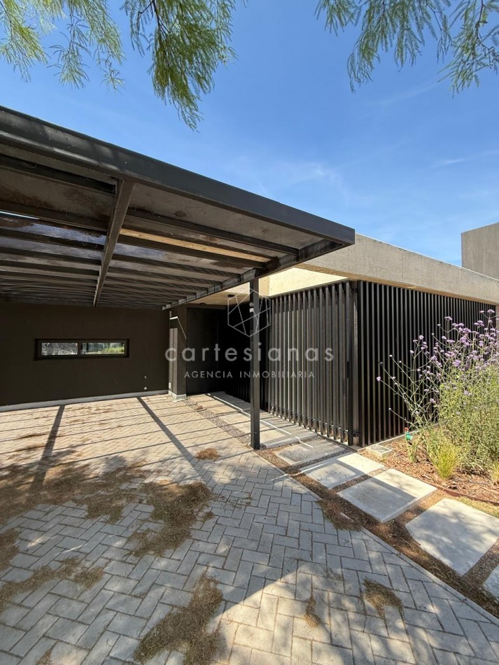 VILLA WARCALDE CASA EN UNA SOLA PLANTA DE 3 DORM EN HOUSING DE CATEGORIA