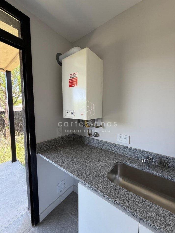 VILLA WARCALDE CASA EN UNA SOLA PLANTA DE 3 DORM EN HOUSING DE CATEGORIA