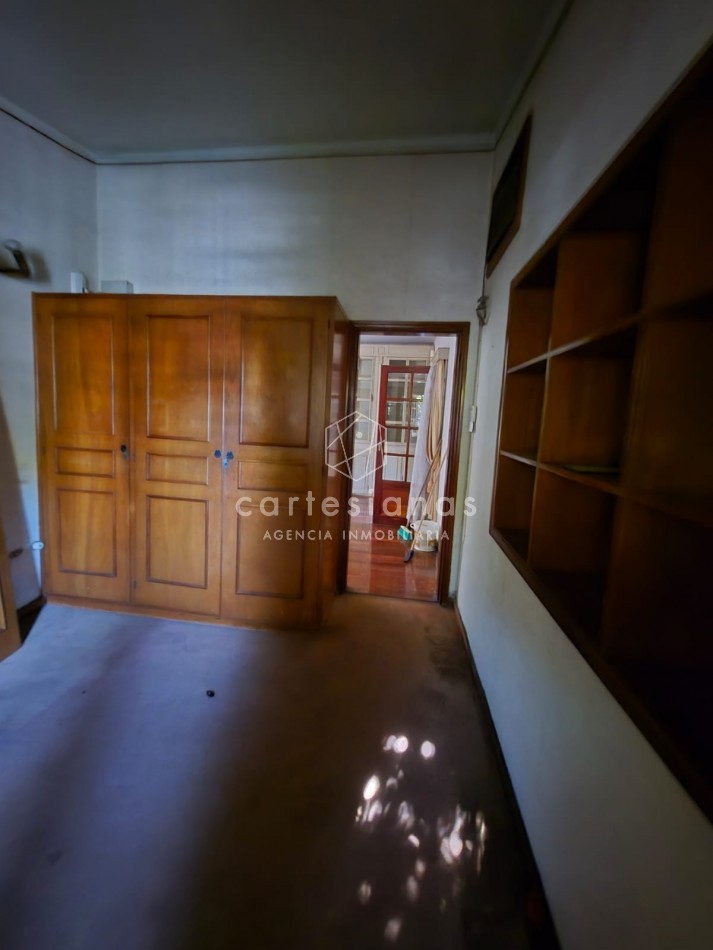 CASA DE 3 DORM+PLAYROOM+OFICINA C/INGRESO INDEP+QUINCHO + DEPENDENCIA - APTO OFICINA/CONSULTORIOS