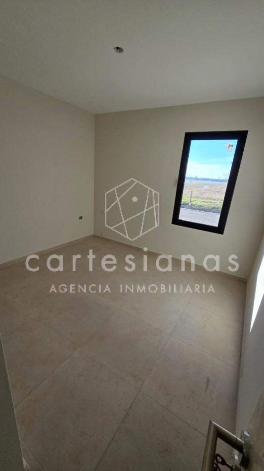 MUY LINDO DUPLEX 2 DORM + ESCRITORIO