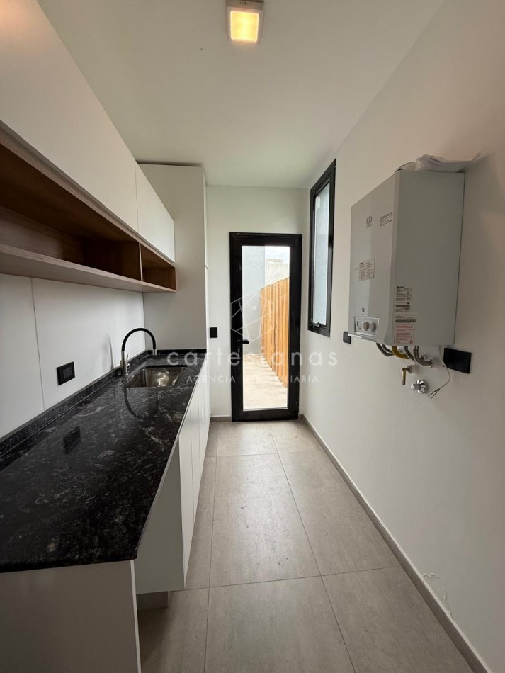 CHACRAS DE LA VILLA CASA DE 3 DORM EN UNA SOLA PLANTA