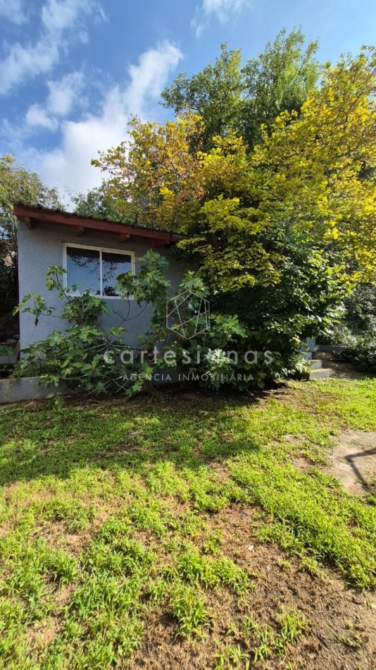 TANTI CASA DE 2 DORM + DEPTO 1 DORM B° SAN MIGUEL