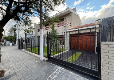 A 30 MTS DE RAFAEL NUÑEZ CASA DE 4 DORM + ESCRIT C/PILETA
