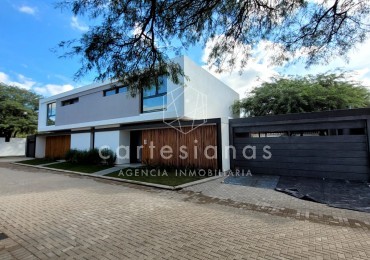 HOUSING EN LA CAROLINA CASA DE 3 DORM. CALIDAD PREMIUM