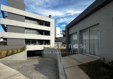 ALQUILER DUPLEX AMOBLADO DE 2 DORM EN HOUSING ALTO BELGRANO