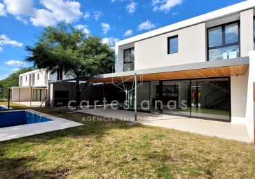 HOUSING EN LA CAROLINA CASA DE 3 DORM. CALIDAD PREMIUM