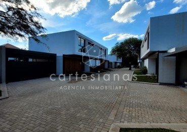 HOUSING EN LA CAROLINA CASA DE 3 DORM. CALIDAD PREMIUM