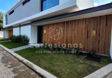 HOUSING EN LA CAROLINA CASA DE 3 DORM. CALIDAD PREMIUM